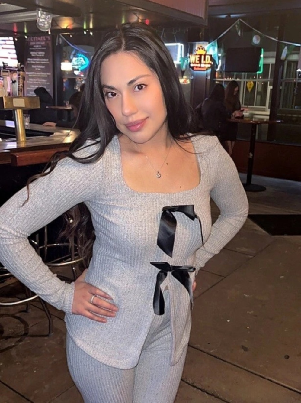 Gray Ribbed Long Sleeve Set Like New
